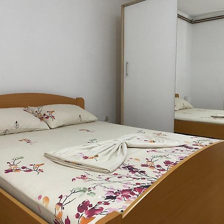 Apartmani Dora Leskovac Leskovac  Exterior foto