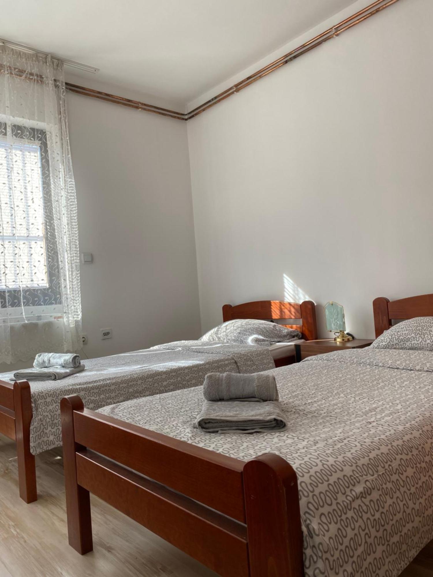 Apartmani Dora Leskovac Leskovac  Exterior foto