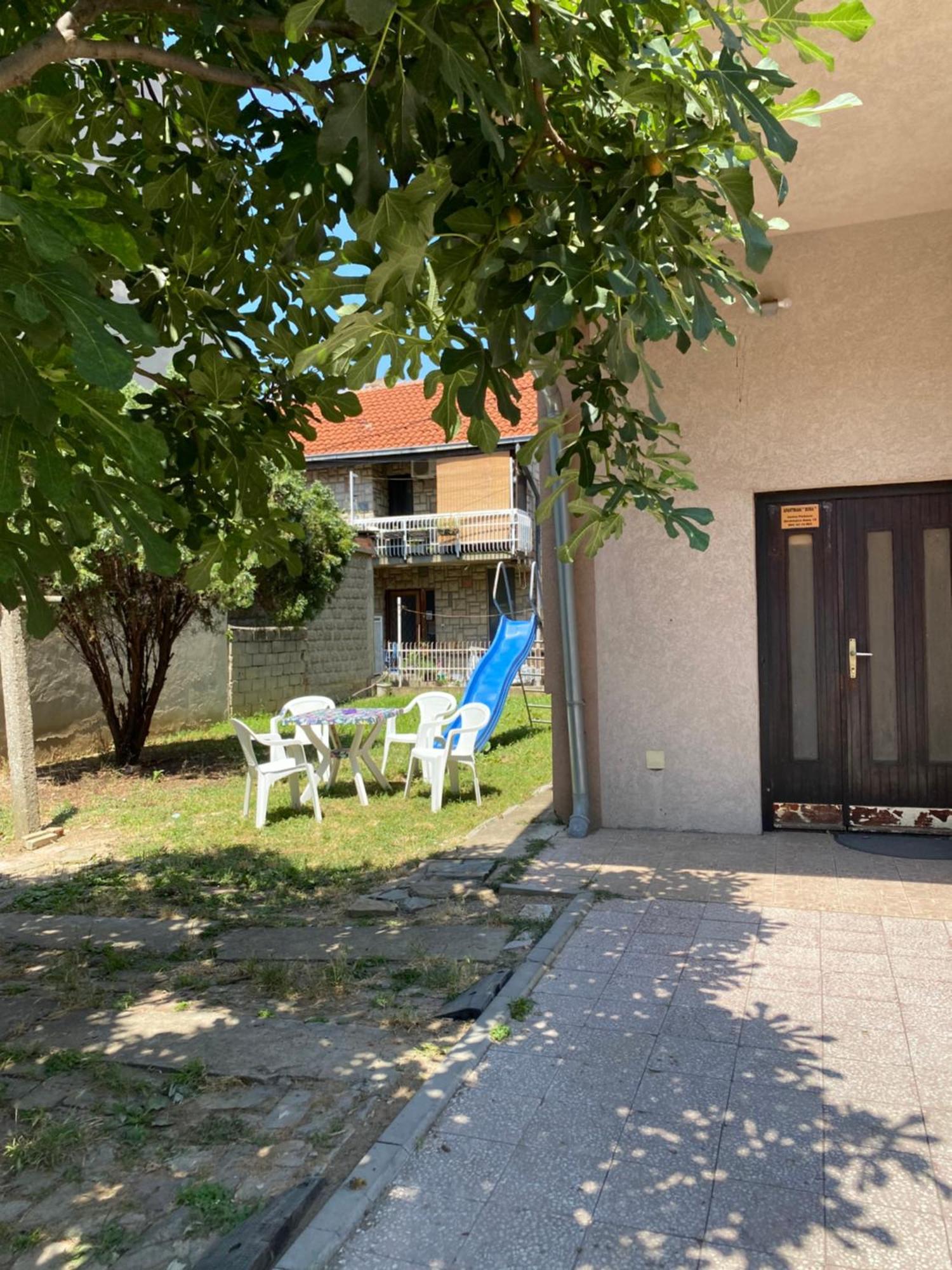 Apartmani Dora Leskovac Leskovac  Exterior foto